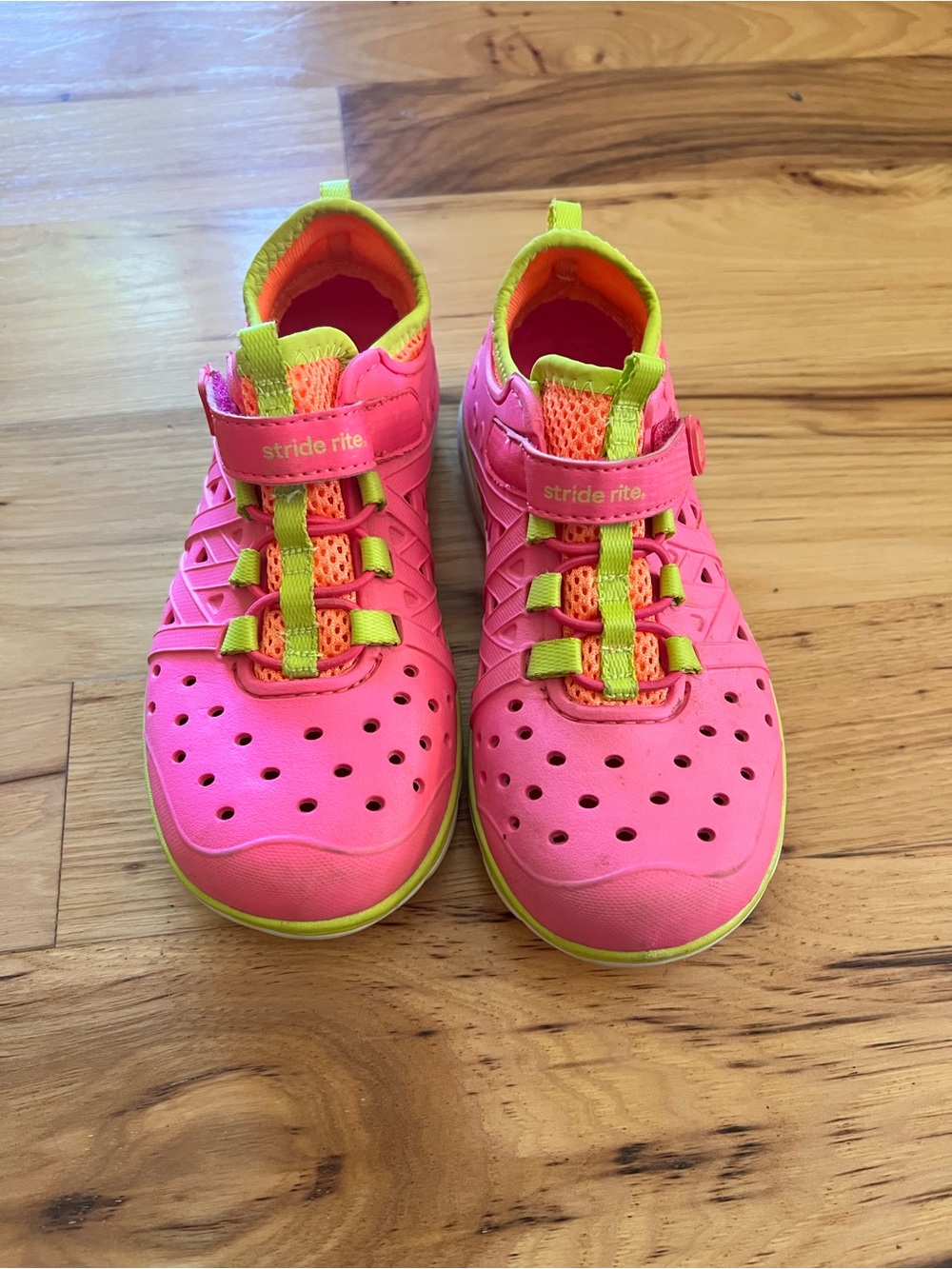 Stride Rite Kids Neon Pink and Lime Water Shoes